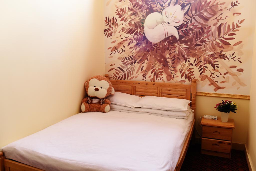 Happy Station Hostel Dunhuang Extérieur photo