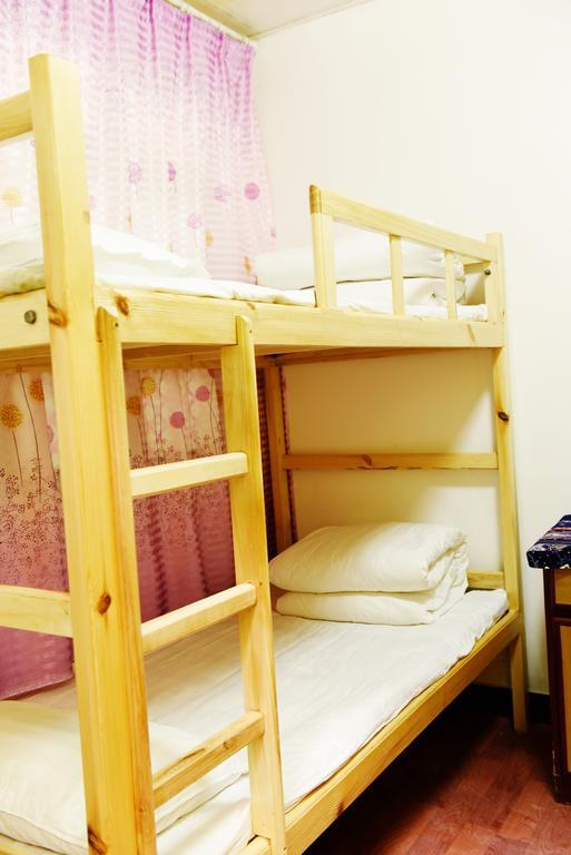 Happy Station Hostel Dunhuang Chambre photo