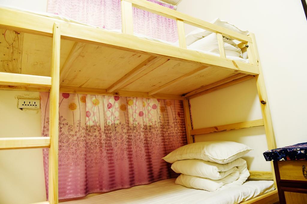 Happy Station Hostel Dunhuang Chambre photo